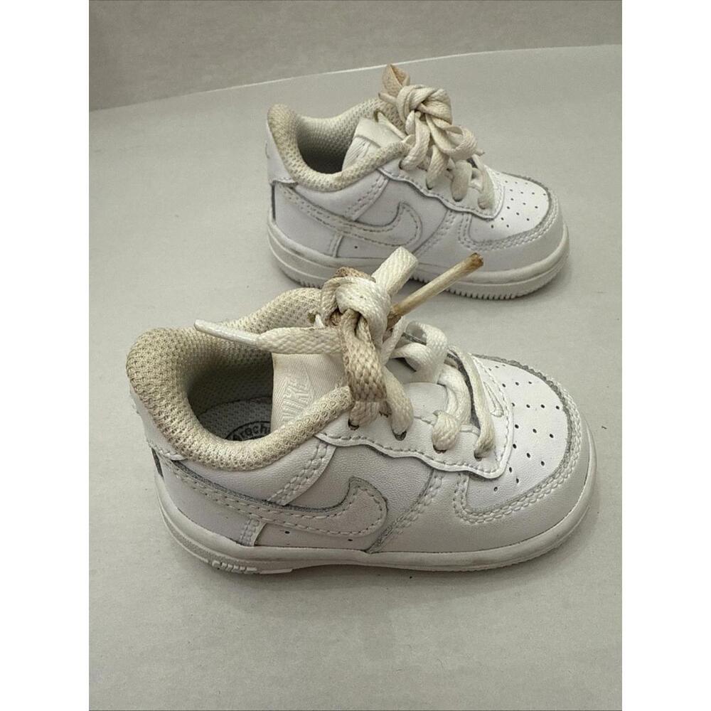 Nike Air Force 1 AF1 child Size 3C White Athletic Sneakers (DH2926-111) - Picture 2 of 8